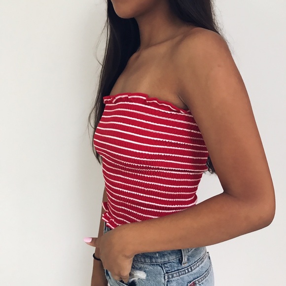 🆕 Shirley - Red + White Striped Smocked Tube Top - Picture 2 of 4
